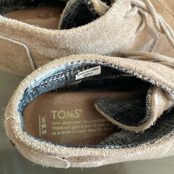 Toms Taupe Suede Lace-Up Desert Wedge Ankle Boots Size 9.5 - Picture 6 of 8